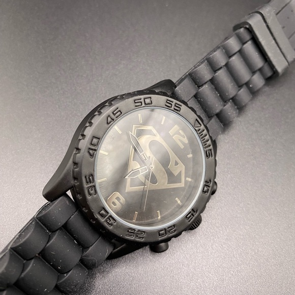 DC Comics & TM Superman Accutime Men’s Watch New Battery Working Watch - Picture 9 of 15